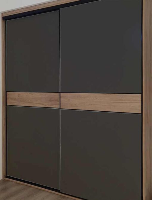 Colour-melamine-with-center-panel-sliding-door