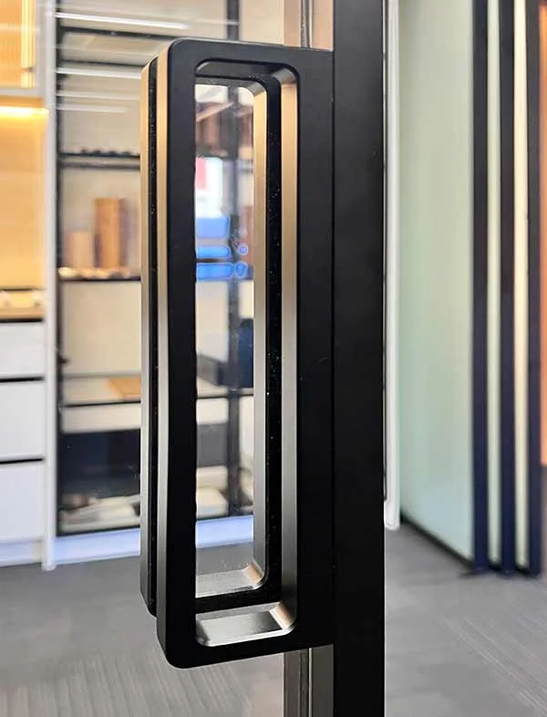 Premium-sliding-door-detail-2