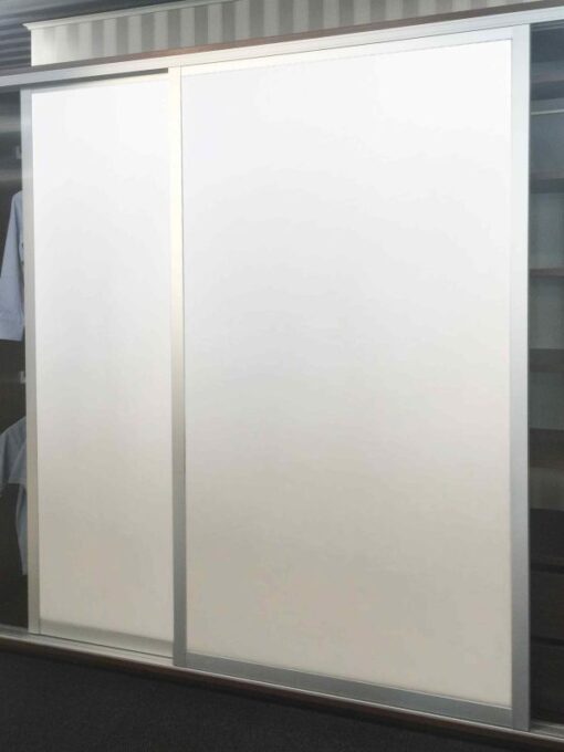 Silver-SE-White-melamine-scaled